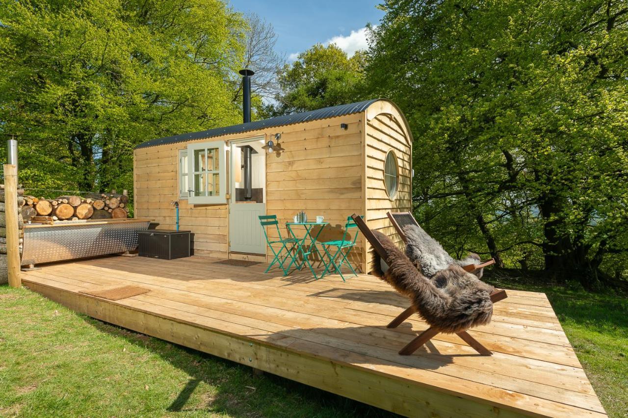 Tilbury Shepherd Huts With Hot Tubs Plus Holiday Cottages West Bagborough Εξωτερικό φωτογραφία