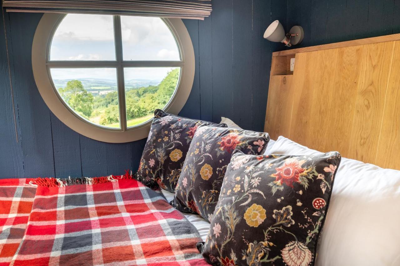 Tilbury Shepherd Huts With Hot Tubs Plus Holiday Cottages West Bagborough Εξωτερικό φωτογραφία