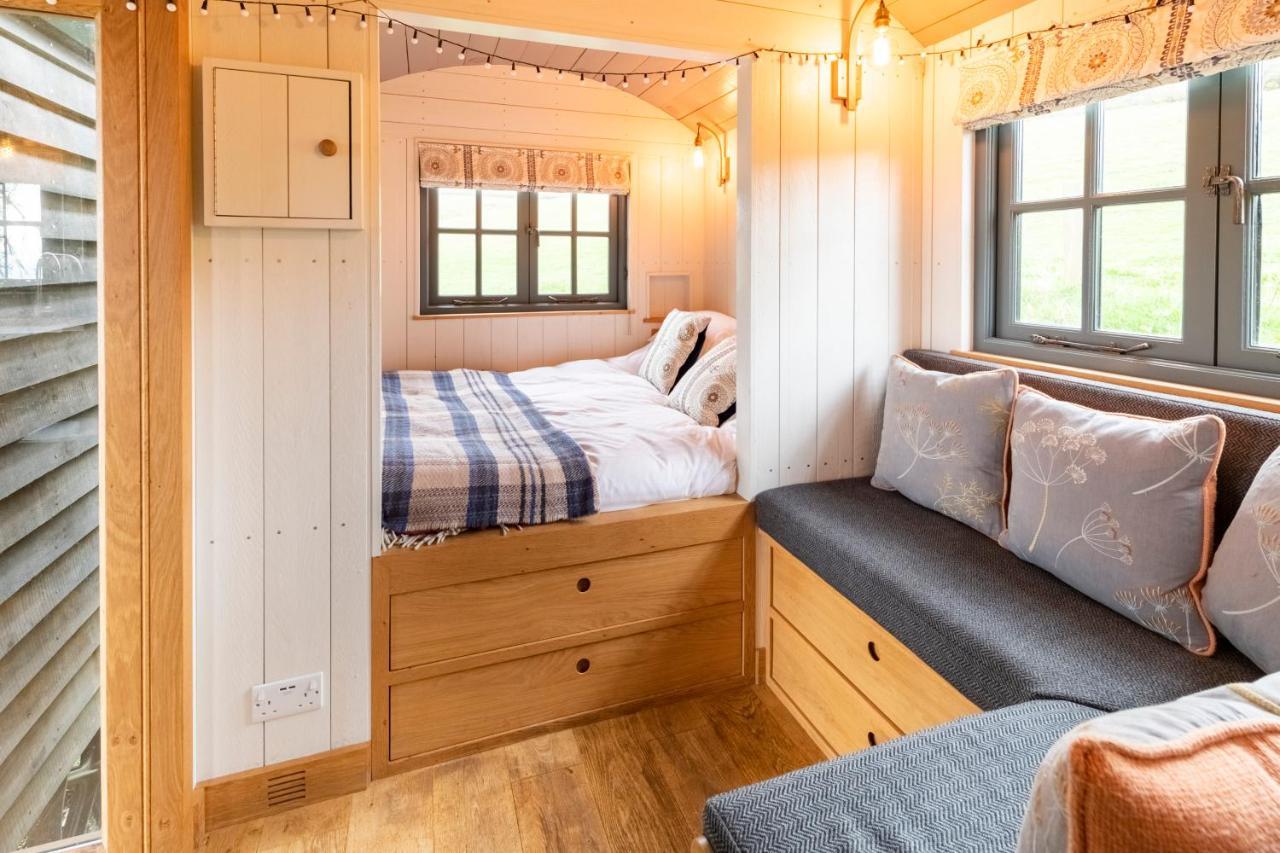 Tilbury Shepherd Huts With Hot Tubs Plus Holiday Cottages West Bagborough Εξωτερικό φωτογραφία