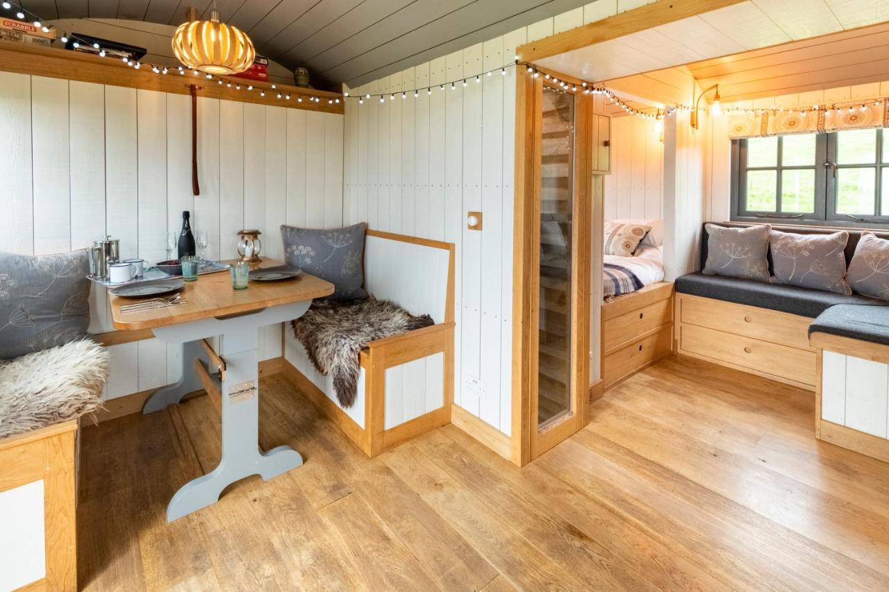Tilbury Shepherd Huts With Hot Tubs Plus Holiday Cottages West Bagborough Εξωτερικό φωτογραφία
