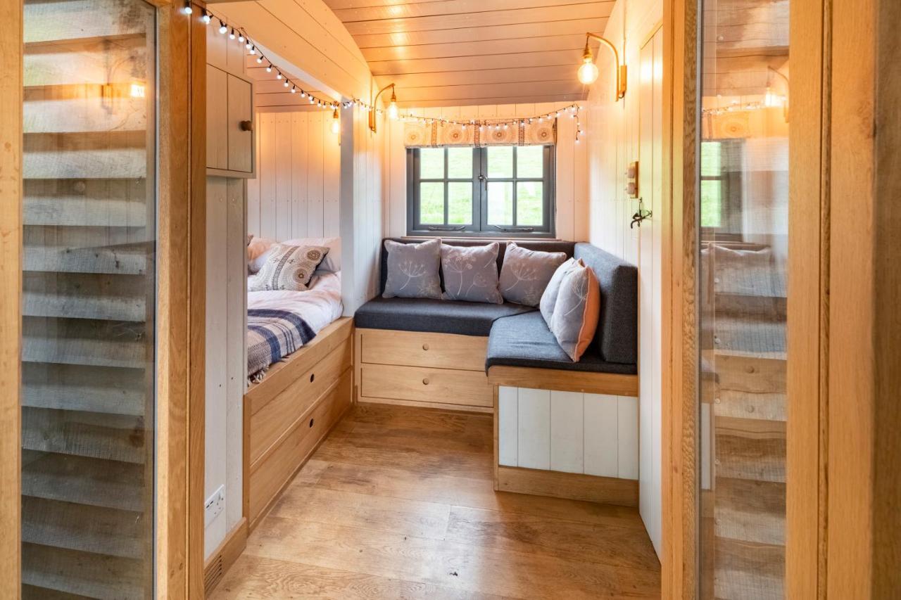 Tilbury Shepherd Huts With Hot Tubs Plus Holiday Cottages West Bagborough Εξωτερικό φωτογραφία