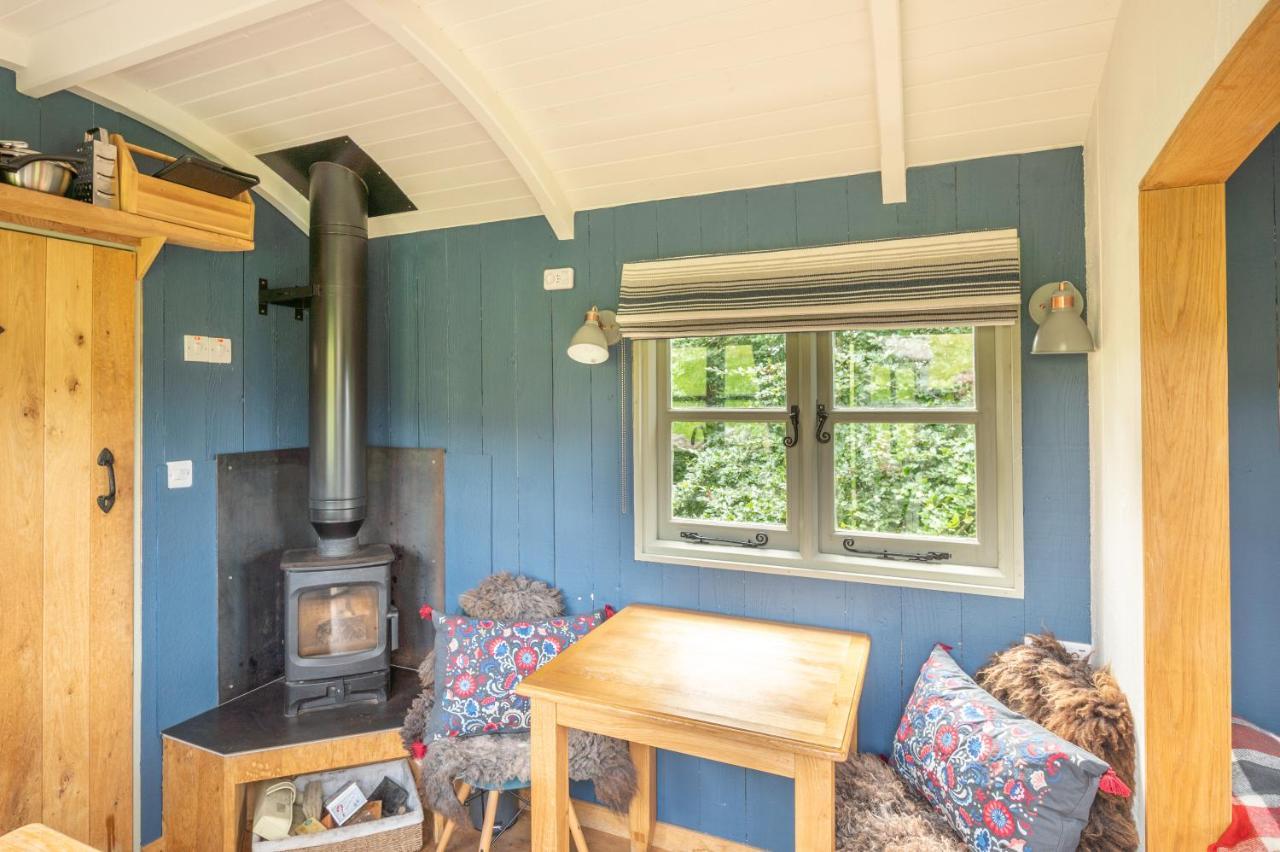 Tilbury Shepherd Huts With Hot Tubs Plus Holiday Cottages West Bagborough Εξωτερικό φωτογραφία