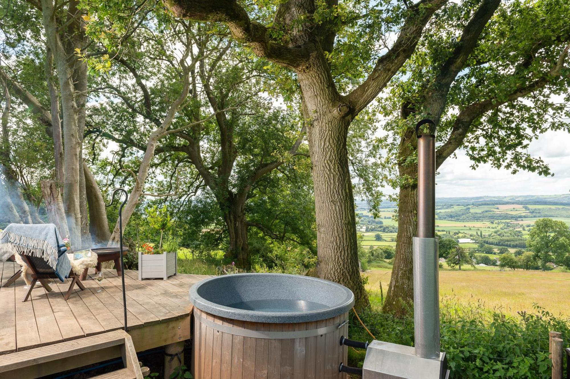 Tilbury Shepherd Huts With Hot Tubs Plus Holiday Cottages West Bagborough Εξωτερικό φωτογραφία